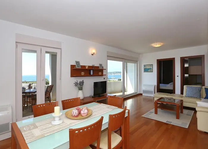 Apartment Puntamika *