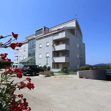 Puntamika Apartament *